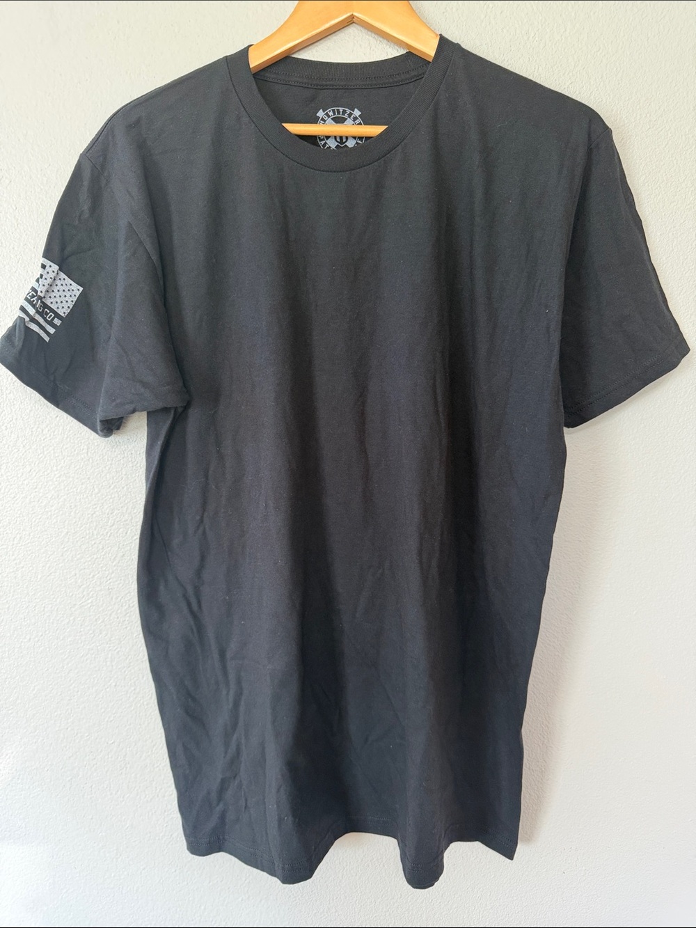 Howitzer Black Men's Crew Neck T-Shirt - Classic Casual Tee Large
